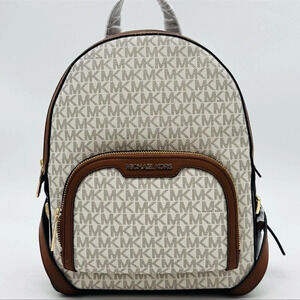 Michael Kors Medium Jaycee Zip Packet Backpack Vanilla